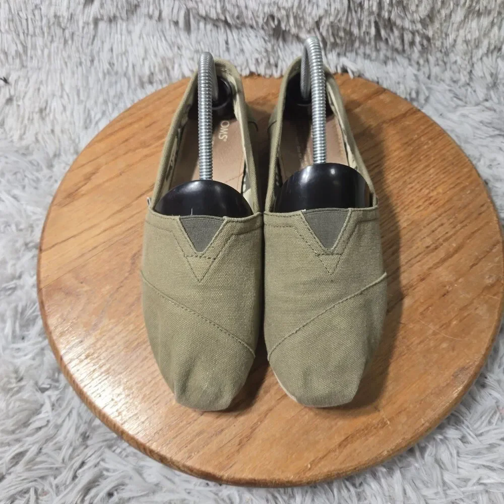 Toms Shoes Womens 9 Loafer Slip On Flats Comfort Green Fabric Slip On Low Top